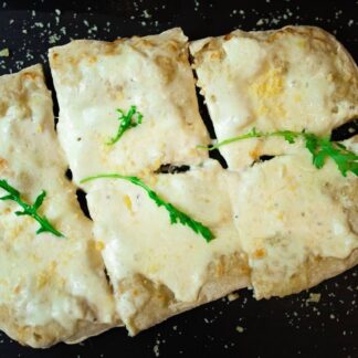 Пицца римская Фреш с лососем и руколой