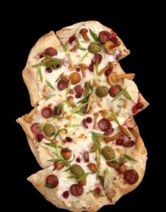 Пицца римская с опятами и клюквой